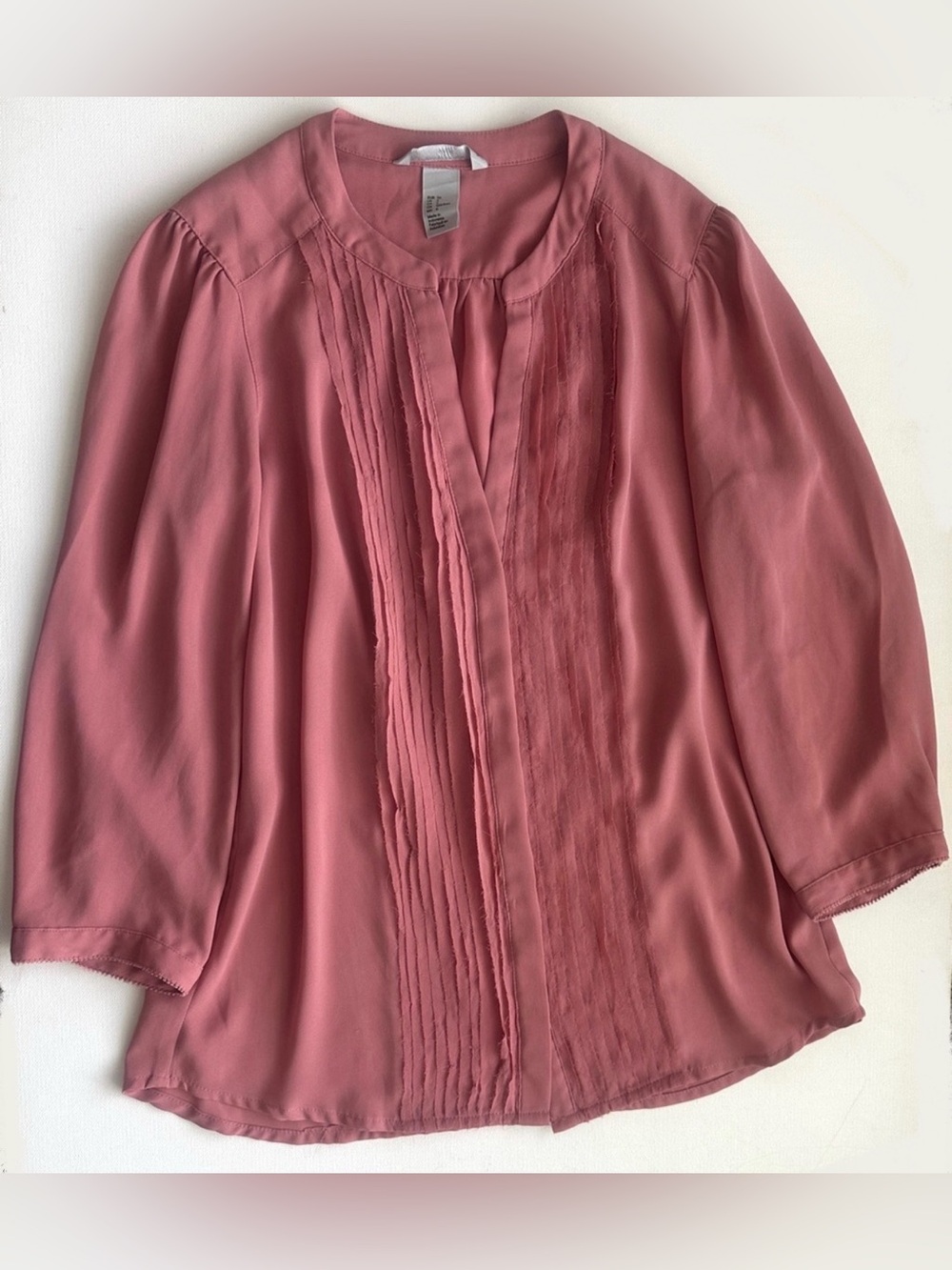 H&M women’s Rose Pink Women's Blouse with Delicate Hem. Size 6.